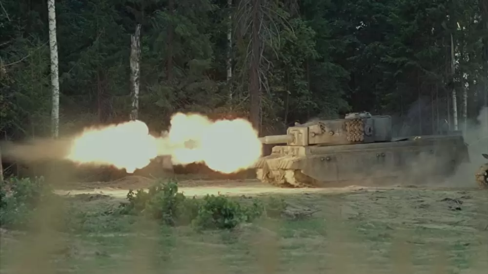 ホワイトタイガー ナチス極秘戦車・宿命の砲火の画像