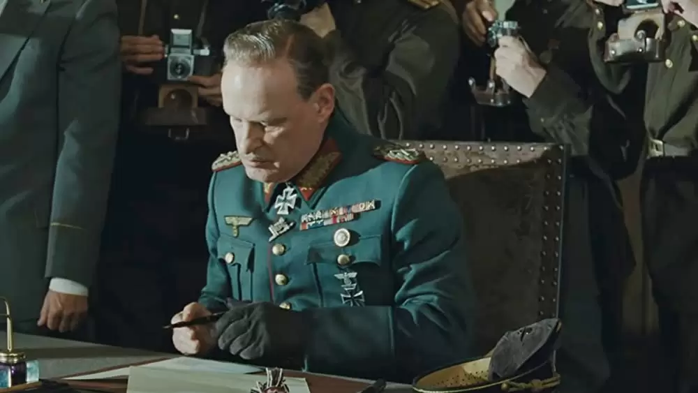 ホワイトタイガー ナチス極秘戦車・宿命の砲火の画像