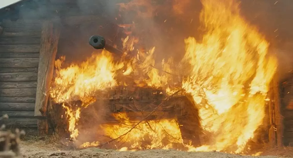 ホワイトタイガー ナチス極秘戦車・宿命の砲火の画像