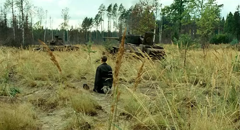 ホワイトタイガー ナチス極秘戦車・宿命の砲火の画像