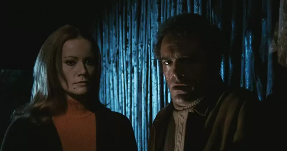 血みどろの入江の画像