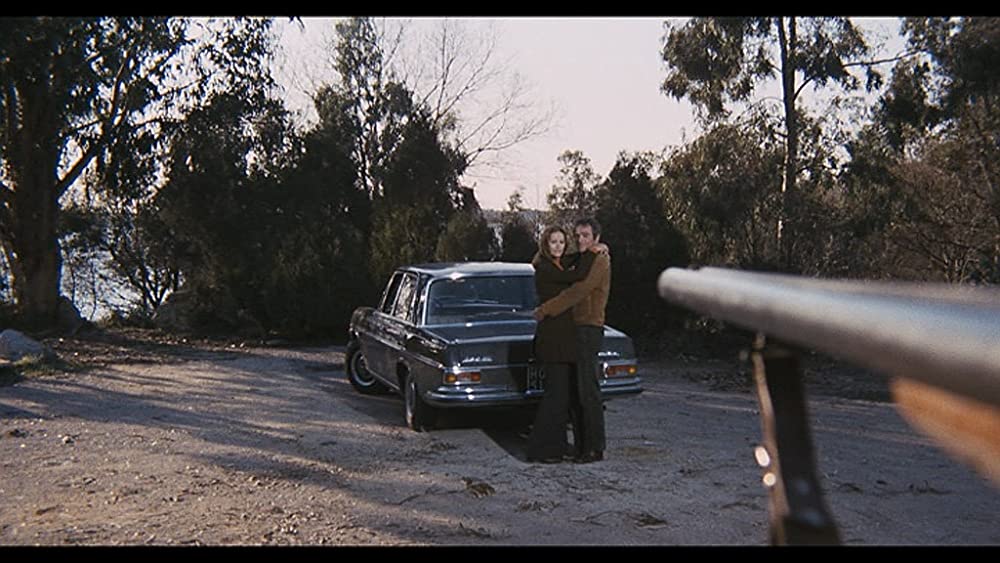 血みどろの入江の画像