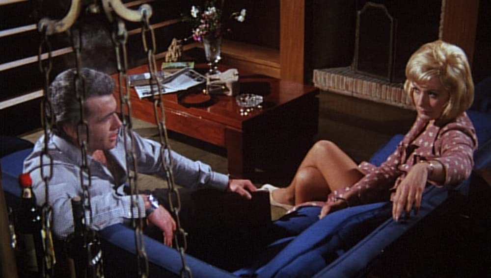 血みどろの入江の画像