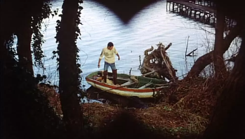 血みどろの入江の画像