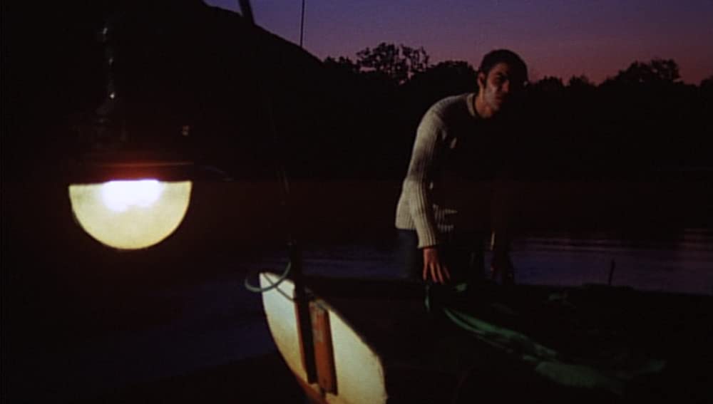 血みどろの入江の画像