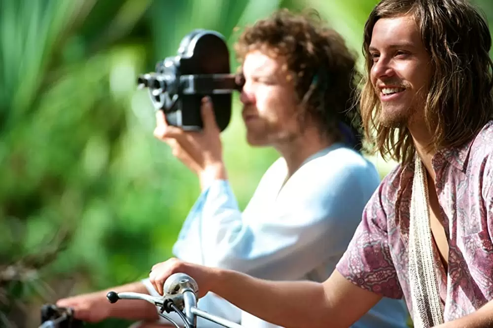 「ドリフト 神がサーフする場所」サム・ワーシントン & ゼイビア・サミュエルの画像