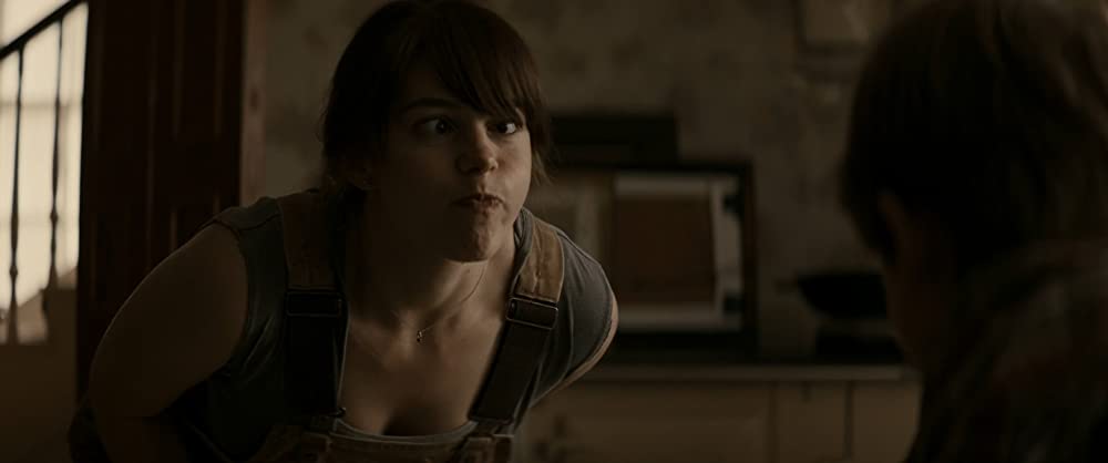 ホール・イン・ザ・グラウンドの画像