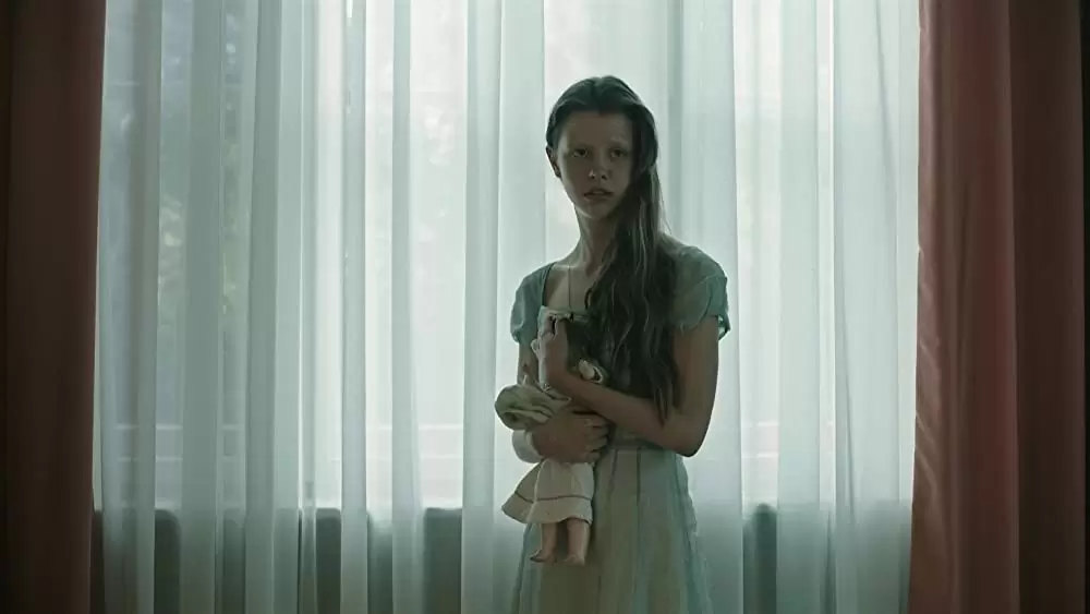 キュア ～禁断の隔離病棟～の画像