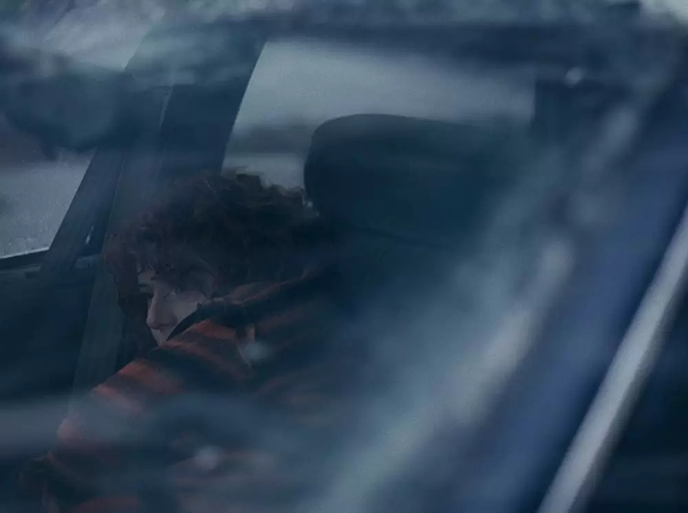 「もう終わりにしよう。」ジェシー・バックリーの画像