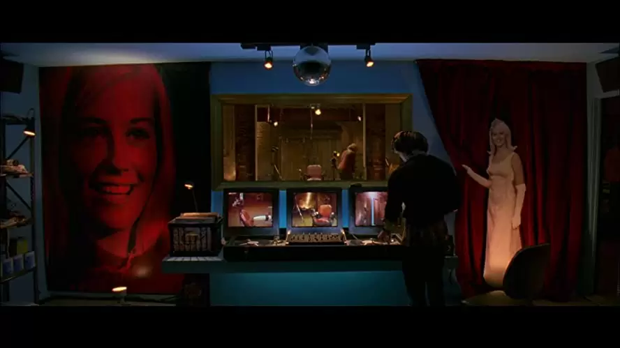 「ウェズリー・スナイプス ハード・ラック」シビル・シェパードの画像