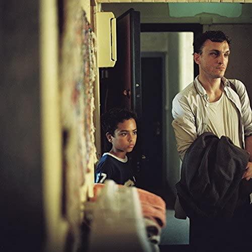 未来を乗り換えた男の画像