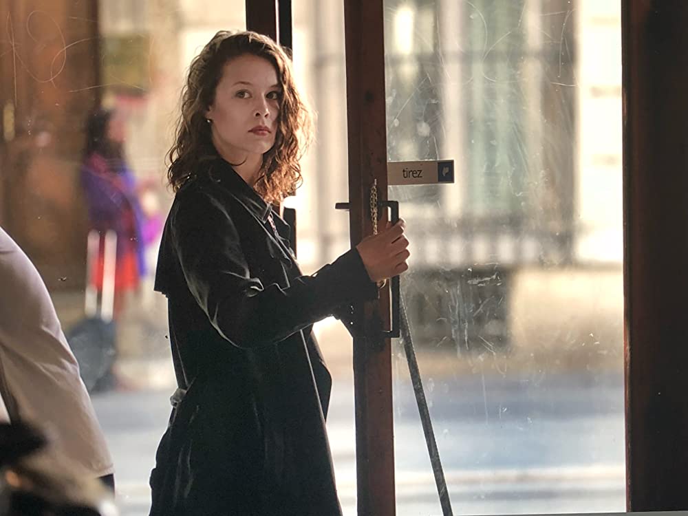 未来を乗り換えた男の画像