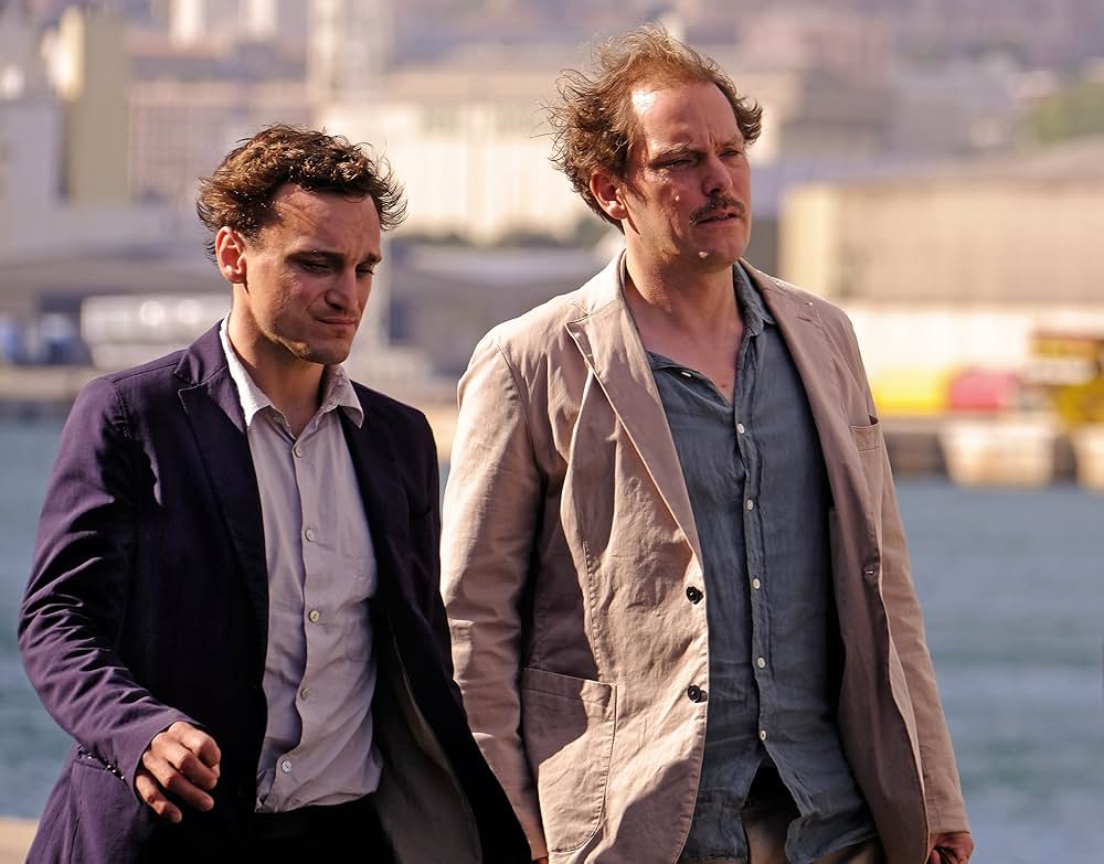 未来を乗り換えた男の画像