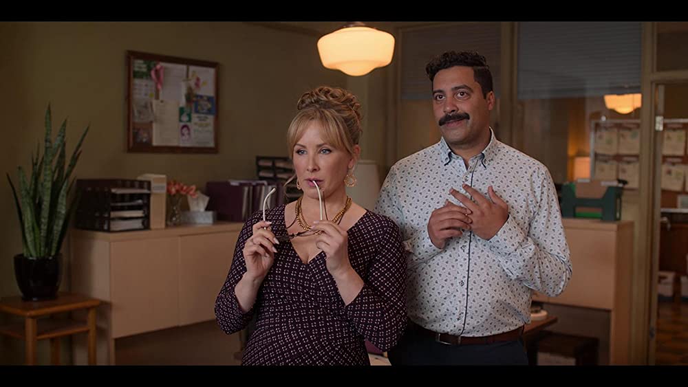 ラブ・ギャランティードの画像