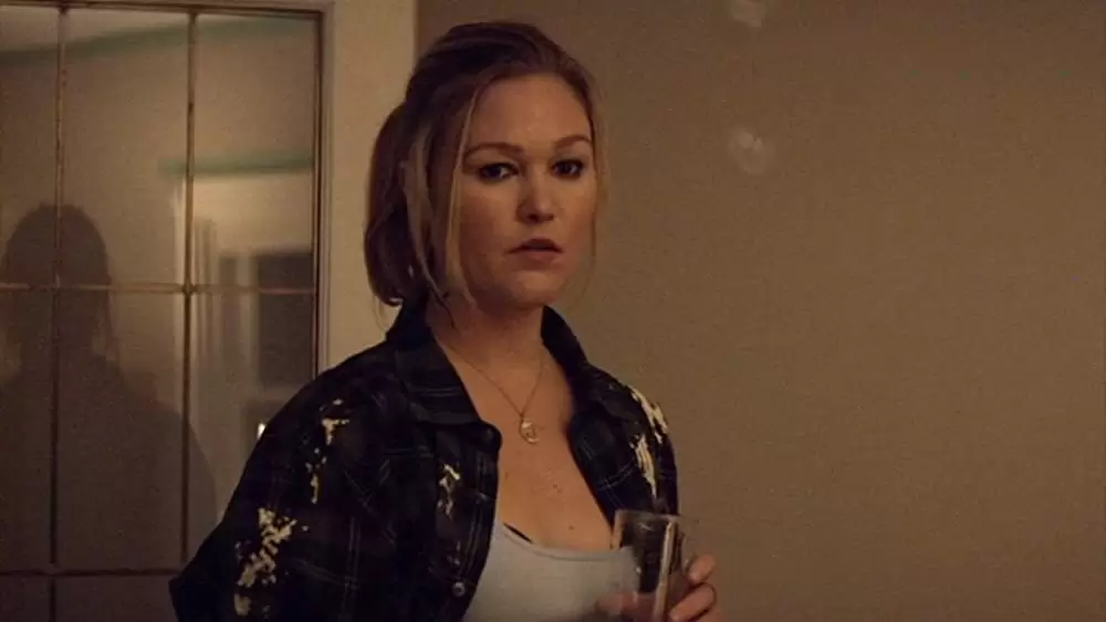 「DEMON デーモン」ジュリア・スタイルズの画像