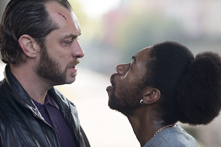 ドム・ヘミングウェイの画像