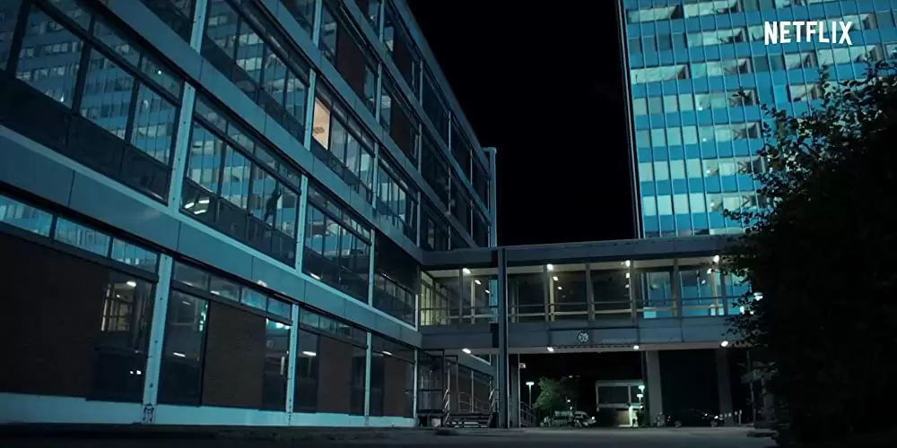 ママは世直しヒーローの画像