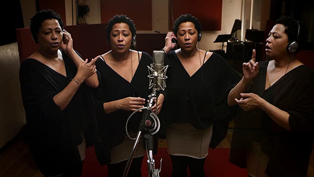 バックコーラスの歌姫たちの画像