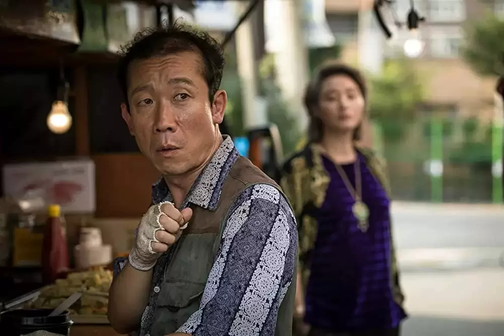 コインロッカーの女の画像