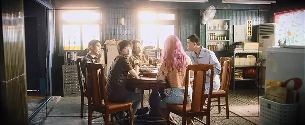 コインロッカーの女の画像