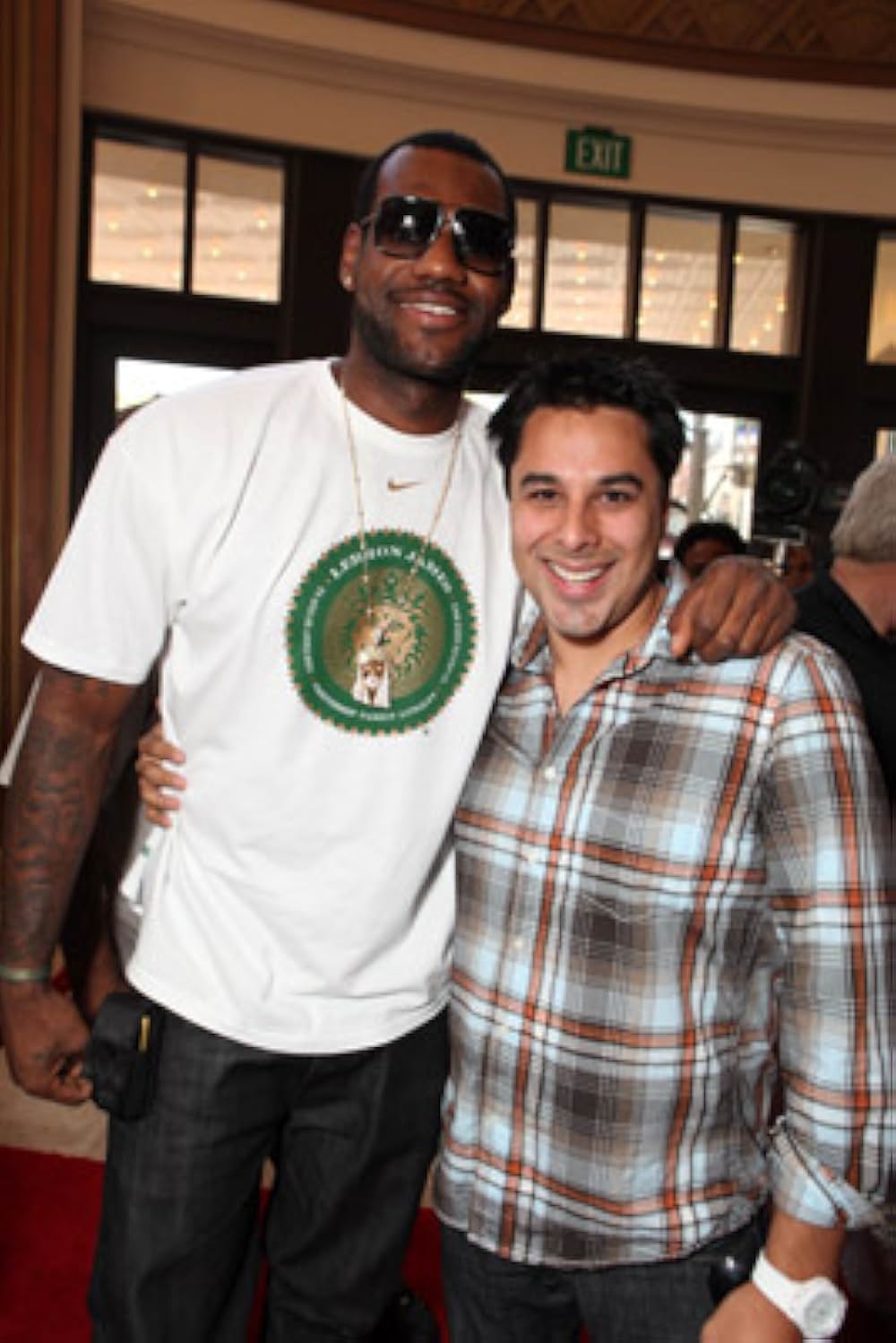 モア・ザン・ア・ゲームの画像