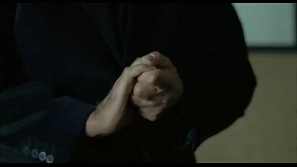 エレジーの画像