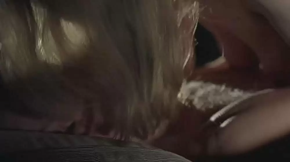 エレジーの画像