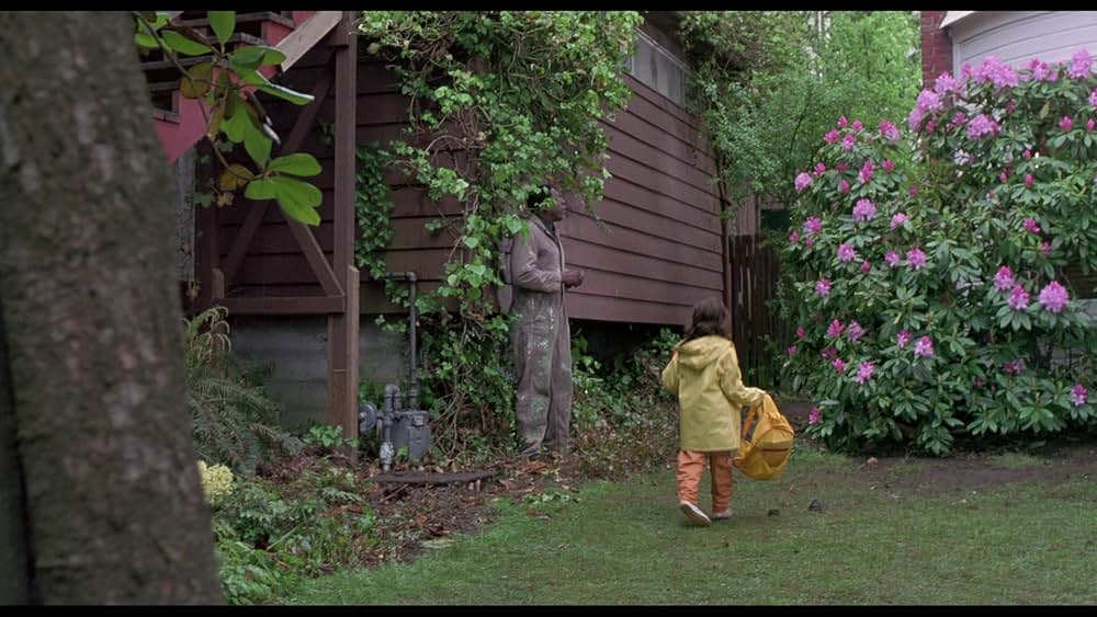 ゆりかごを揺らす手の画像