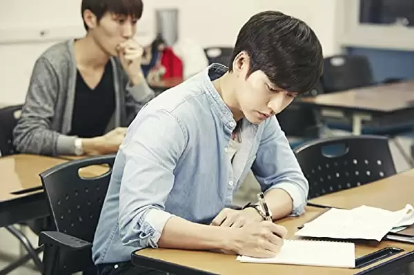 映画チーズ・イン・ザ・トラップの画像