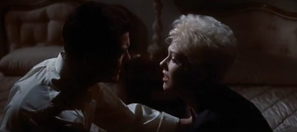 逢うときはいつも他人の画像