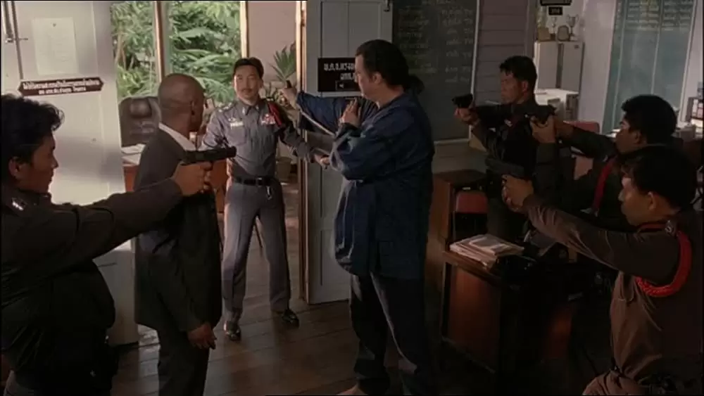 「沈黙の聖戦」スティーブン・セガールの画像