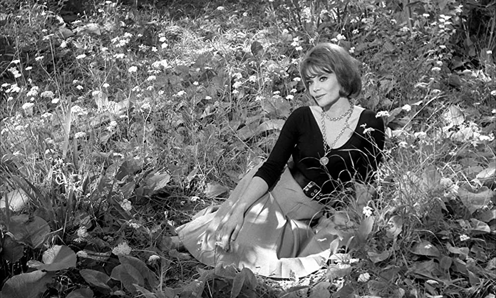 不滅の女の画像