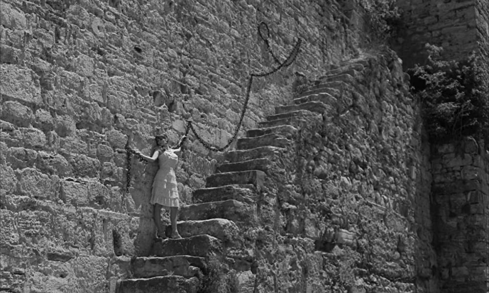 不滅の女の画像