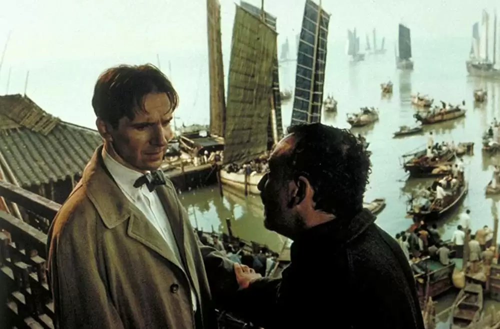 「上海の伯爵夫人」レイフ・ファインズ & アラン・コーデュナーの画像