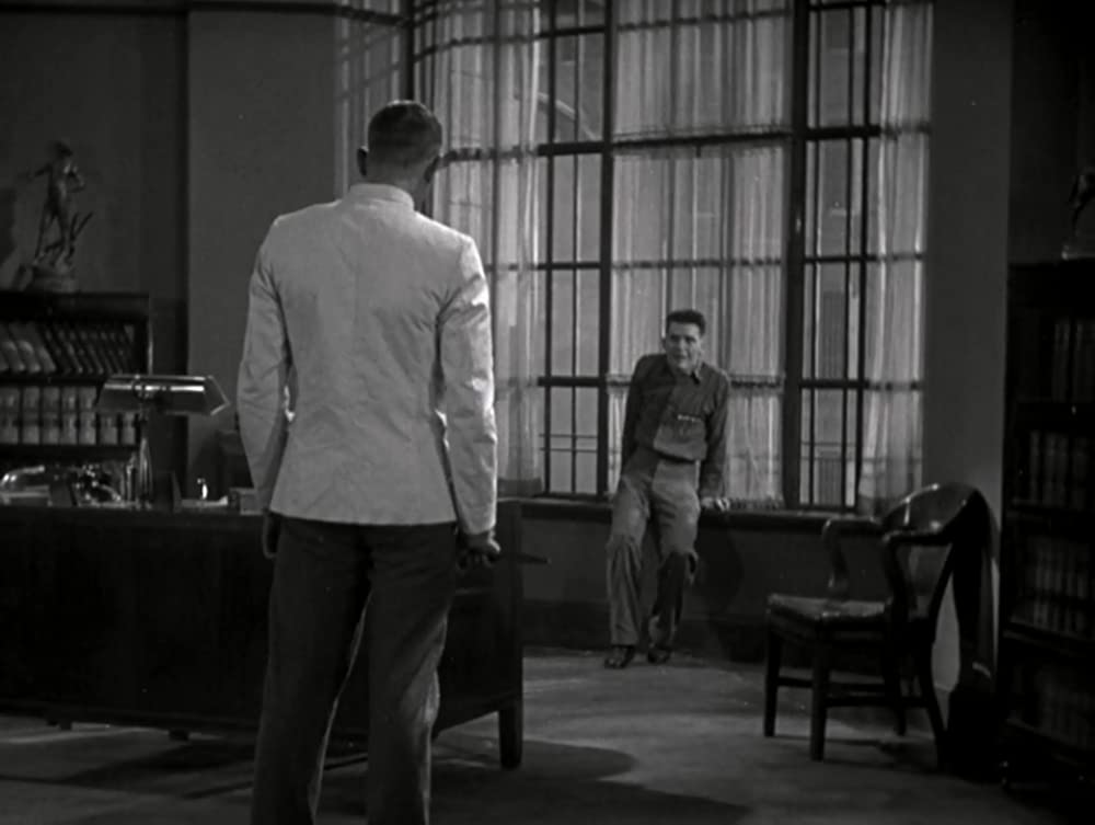 光に叛く者の画像