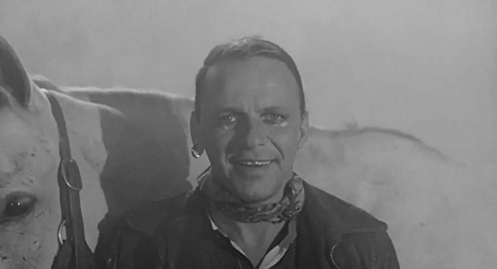 「秘密殺人計画書」フランク・シナトラの画像