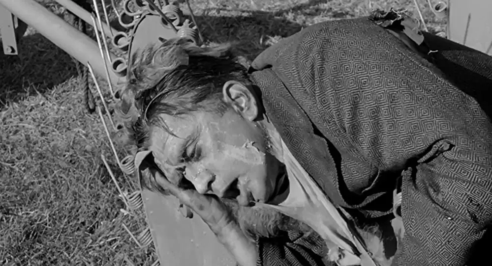 「秘密殺人計画書」カーク・ダグラスの画像