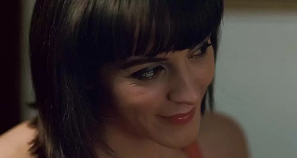 「胸騒ぎの恋人」モニア・ショクリの画像