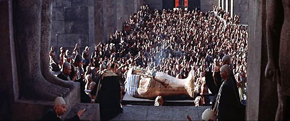 ピラミッドの画像