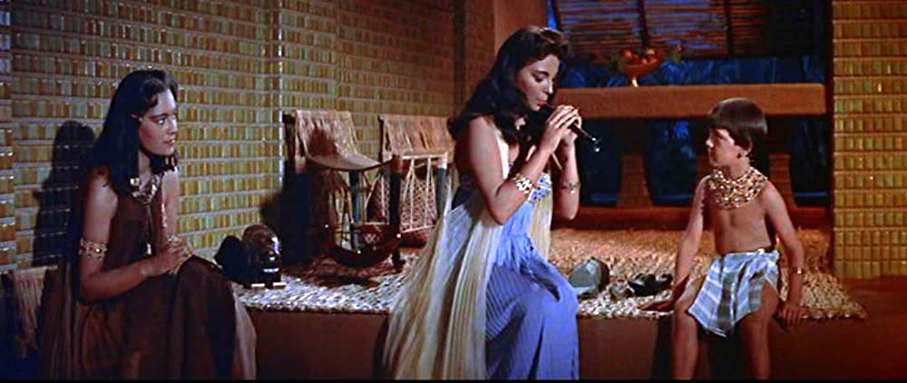 ピラミッドの画像