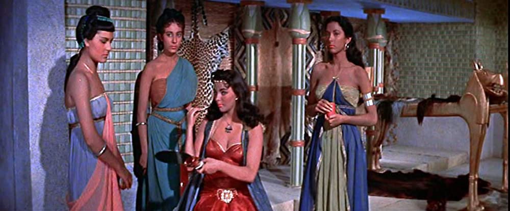 ピラミッドの画像