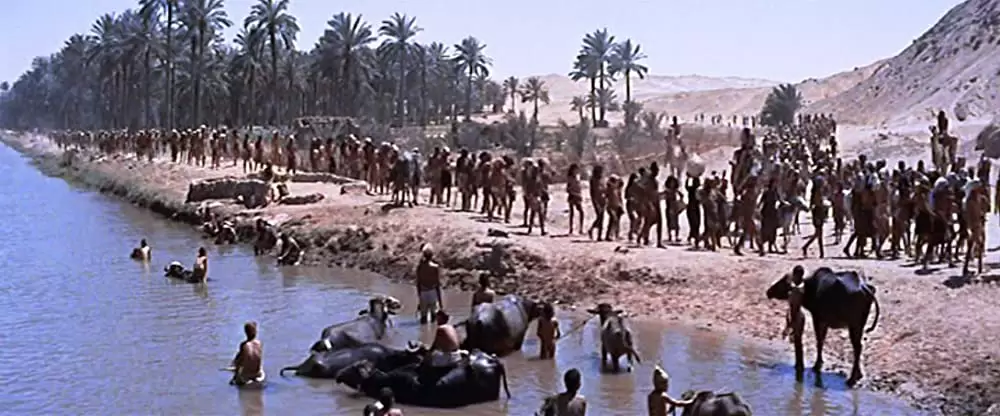 ピラミッドの画像