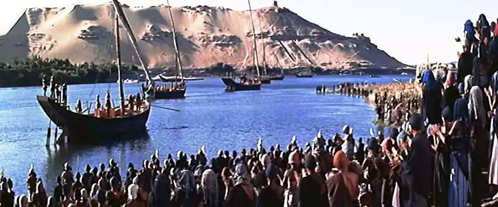 ピラミッドの画像