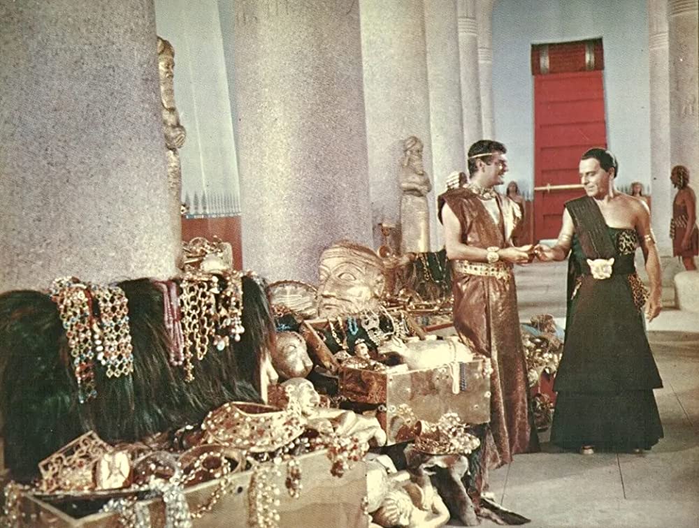 ピラミッドの画像