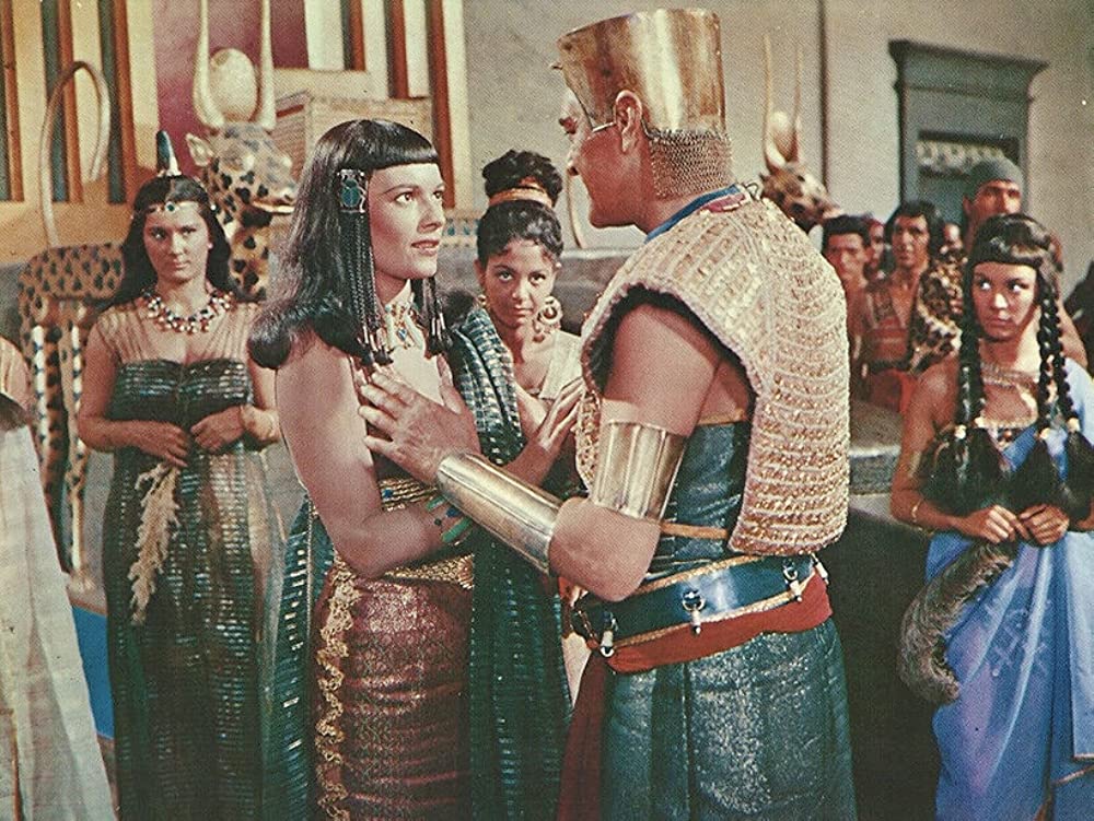 ピラミッドの画像