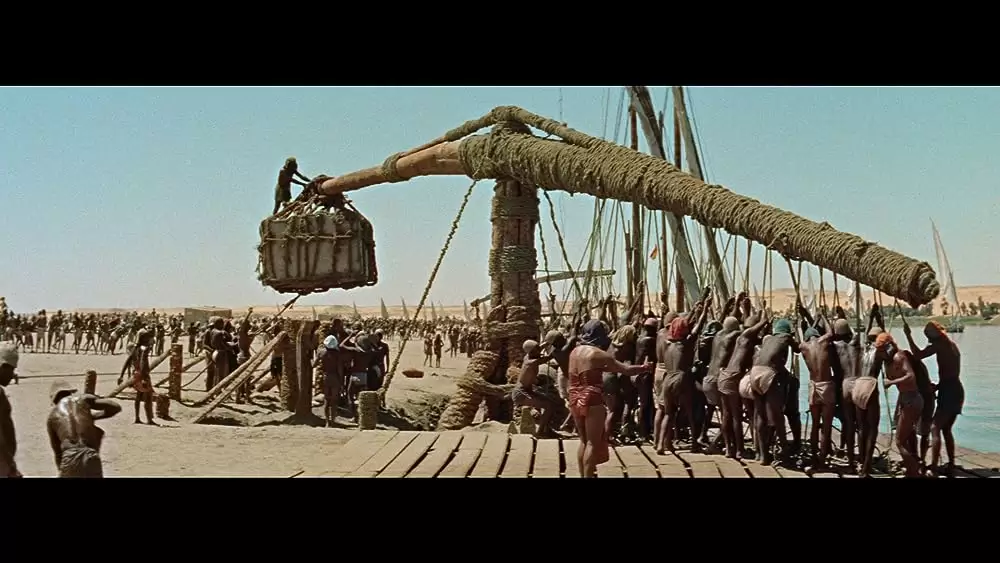 ピラミッドの画像