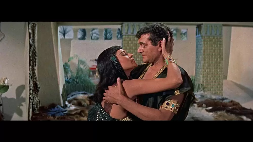 ピラミッドの画像