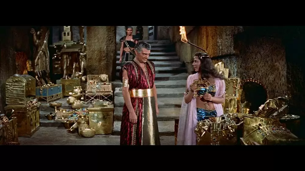 ピラミッドの画像