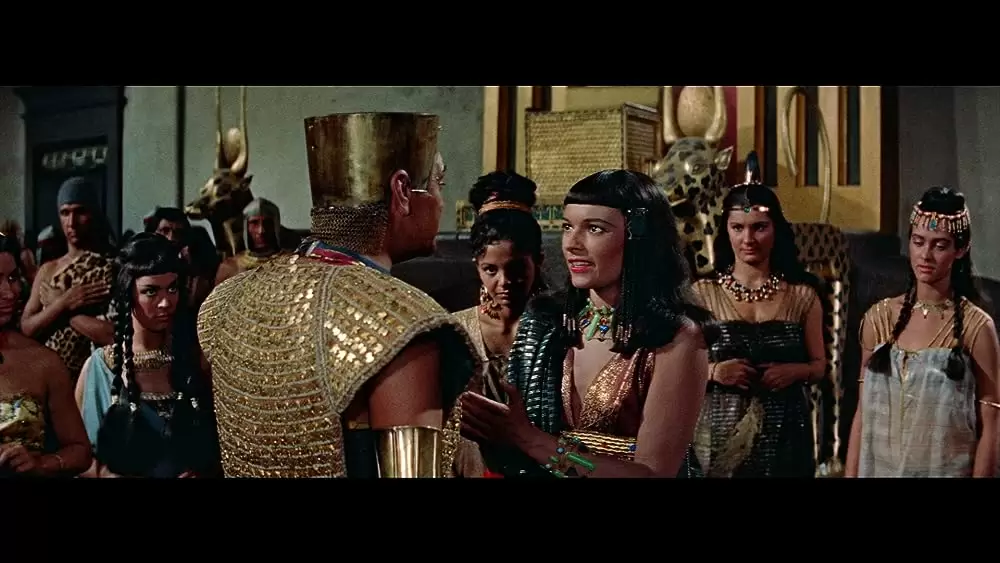 ピラミッドの画像