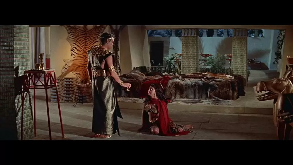 ピラミッドの画像